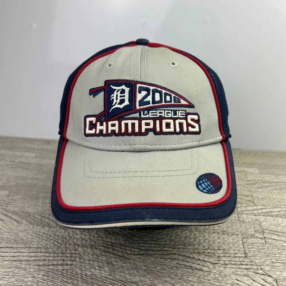 Vintage 2006 Detroit Tigers Hat Cap Fitted One Size Gray League‎ Champions Adult